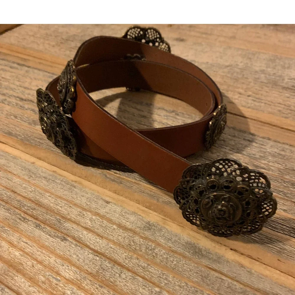 New York Studio Leather Belt Women Sz Small Made in Italy